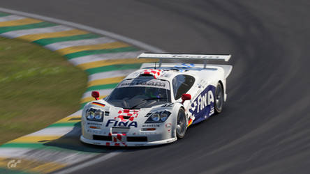 Longtail McLaren in Brazil