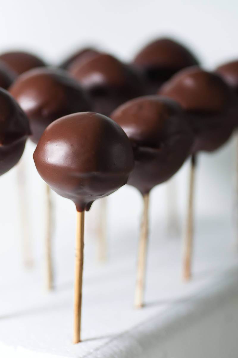 Cakepops by MichelleRamey