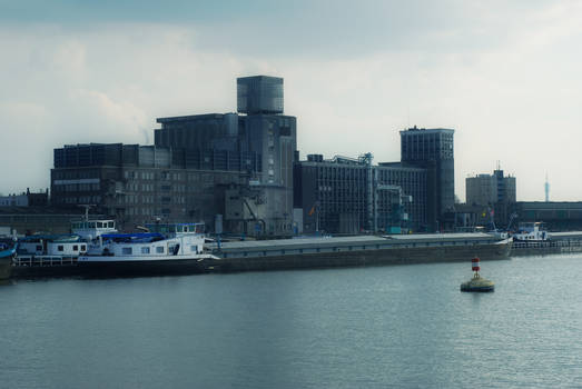 Rotterdam in blue