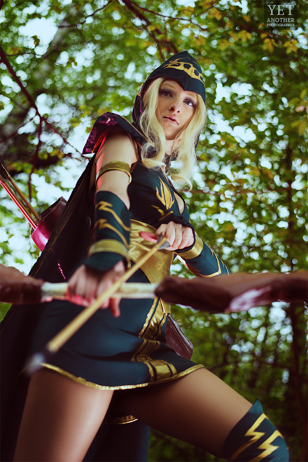 Sherwood Forest Ashe Cosplay: For the Freljord!