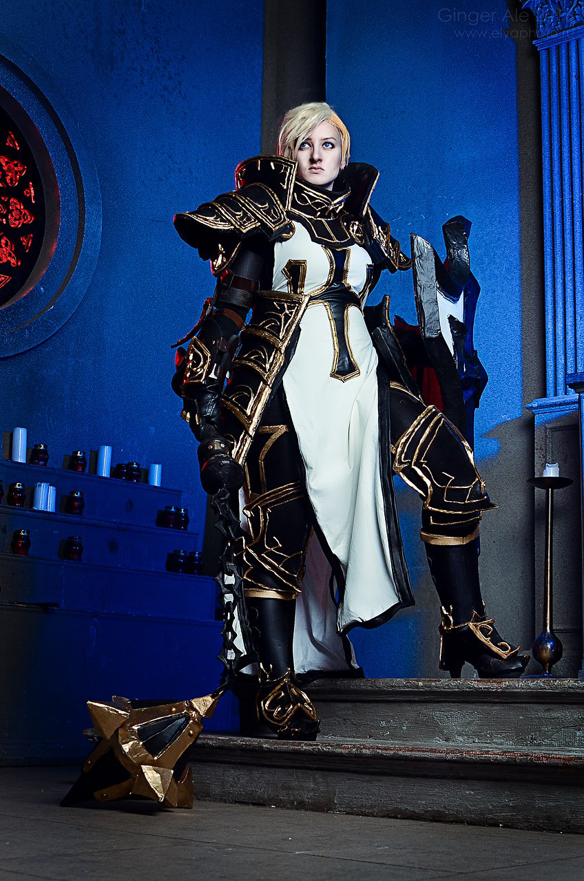 Johanna the Crusader Cosplay I