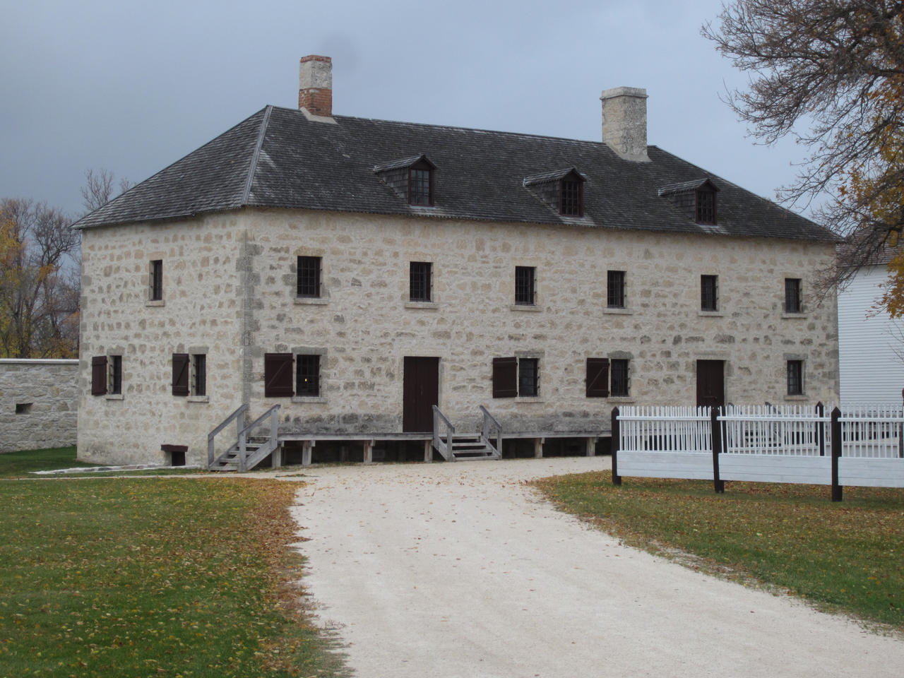 Lower Fort Garry by SableUnstable on DeviantArt