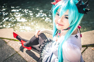 Miku Hatsune Cosplay - World is Mine