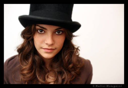 Valentina with top hat