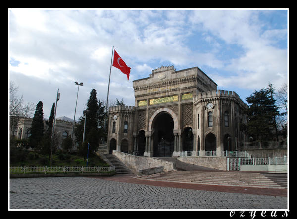 istanbul Universitesi