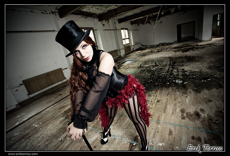 Dark Cabaret IV