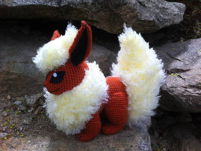 Flareon Amigurumi