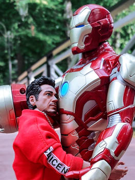 Iron Man. Tony Stark BJD Doll  03