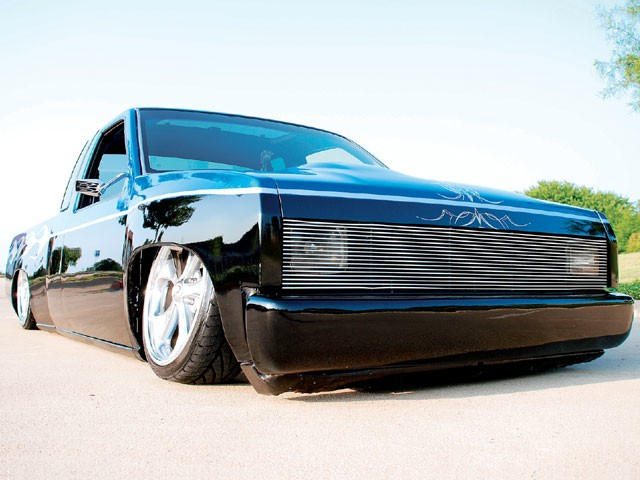 Hard Frame Body 87 slammed hardbody by AmorouxSkiLodge on DeviantArt