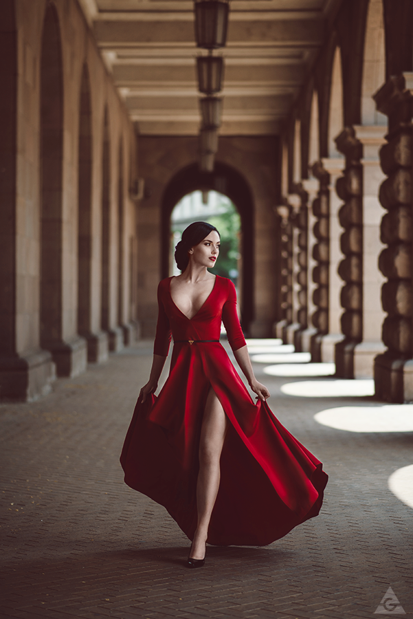 Lady in red