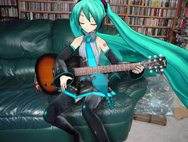 Miku Playing my Gutair