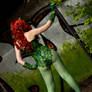 Poison Ivy: sexy back