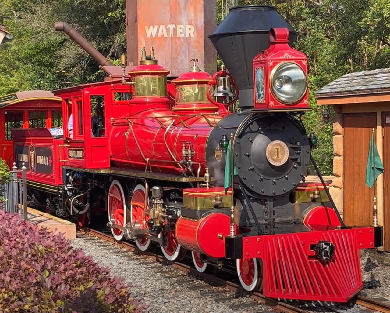 Disney World Railroad Engine #1 Walter E Disney by railroad157 on ...