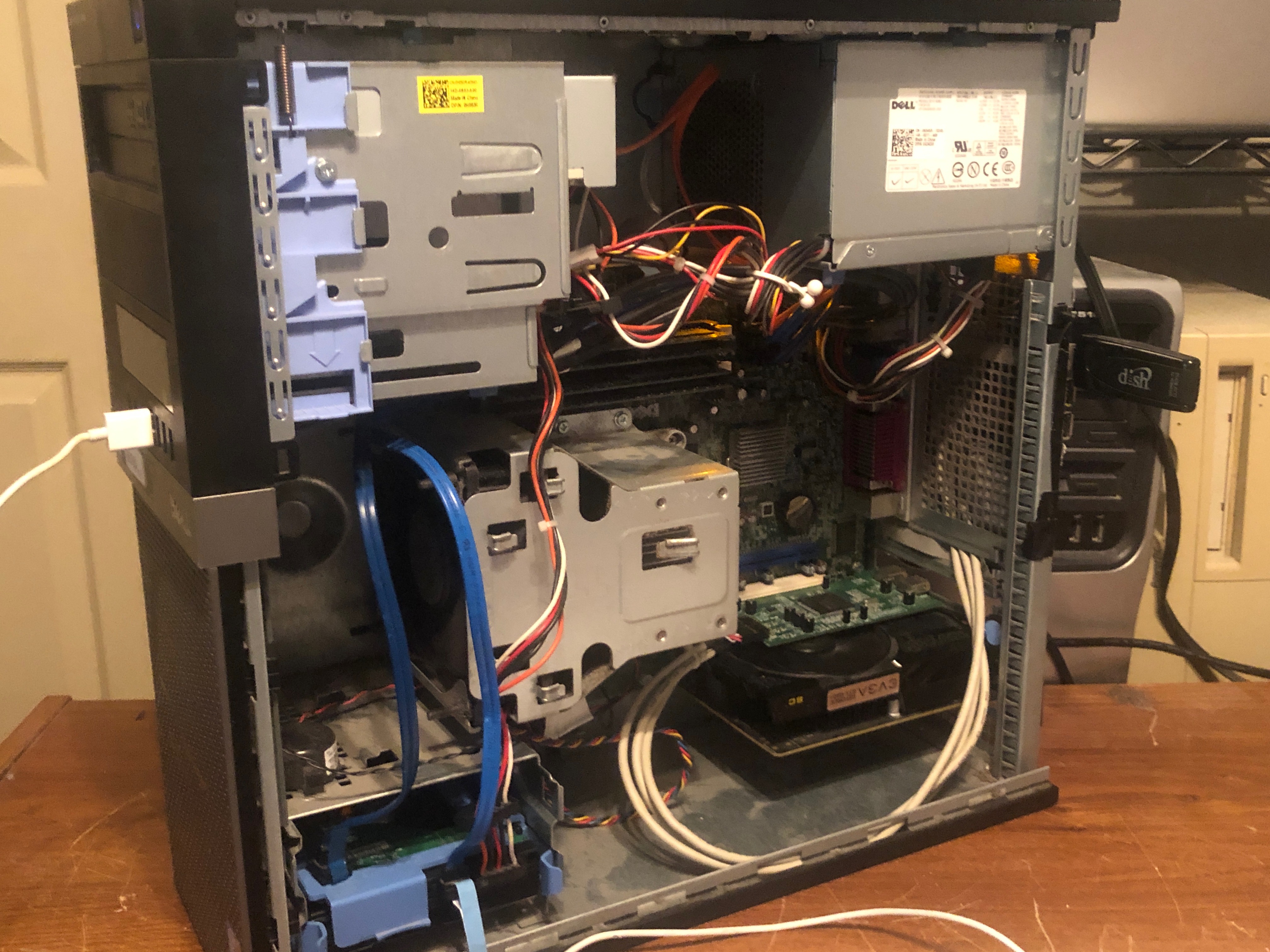 Dell Optiplex 980 Windows 7 4k build by MacThePlaneh on DeviantArt Dell Optiplex 980 Windows 7 4k build by MacThePlaneh on DeviantArt