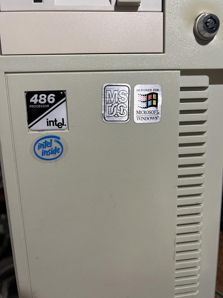 Computer Renaissance Case Badge 486 Retro Case Badges by MacThePlaneh on DeviantArt