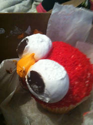 Elmo Cupcake 3