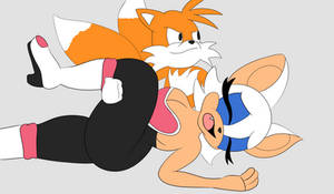 Tails vs. Rouge