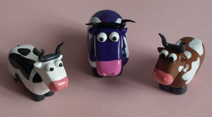 3 polymer clay cows n.2