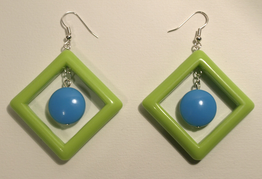 Pop earrings_green and blue