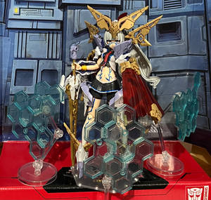 MotherV3 custom figure