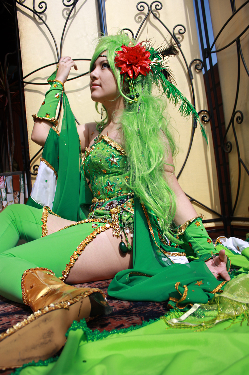 Rydia of the Mist Cosplay 8