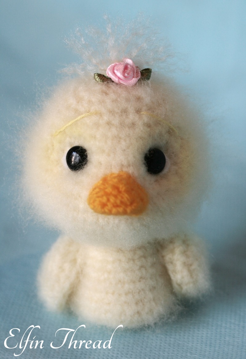 Elfin Thread - Fuzzy Mini Duck