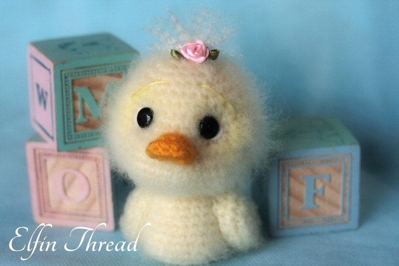 Elfin Thread - Fuzzy Mini Duck