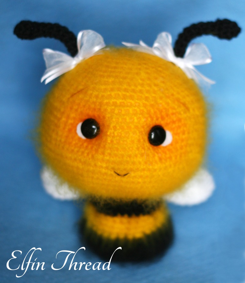 Elfin Thread - Fuzzy Bee (regular size)