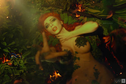 Poison Ivy Cosplay DC Batman