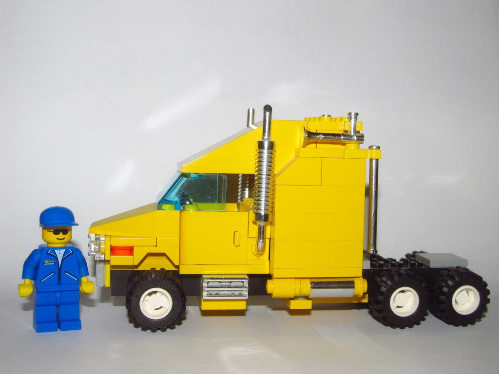 LEGO Yellow Truck by WLART12 DeviantArt