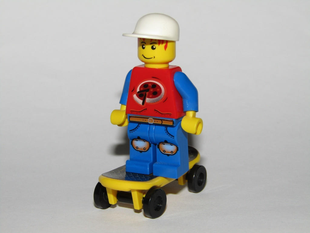 LEGO Pepper Roni Skateboarding by WLART12 on DeviantArt