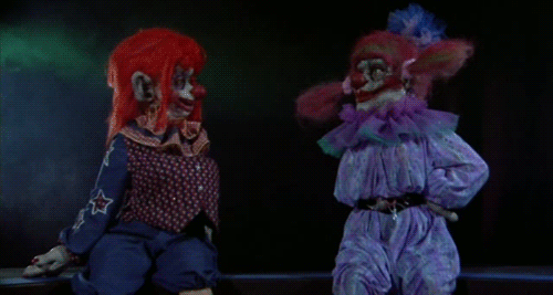 How Female Killer Klowns lure Male Victims...