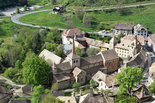 L'abbatiale de Romainmotier vue du belvedere