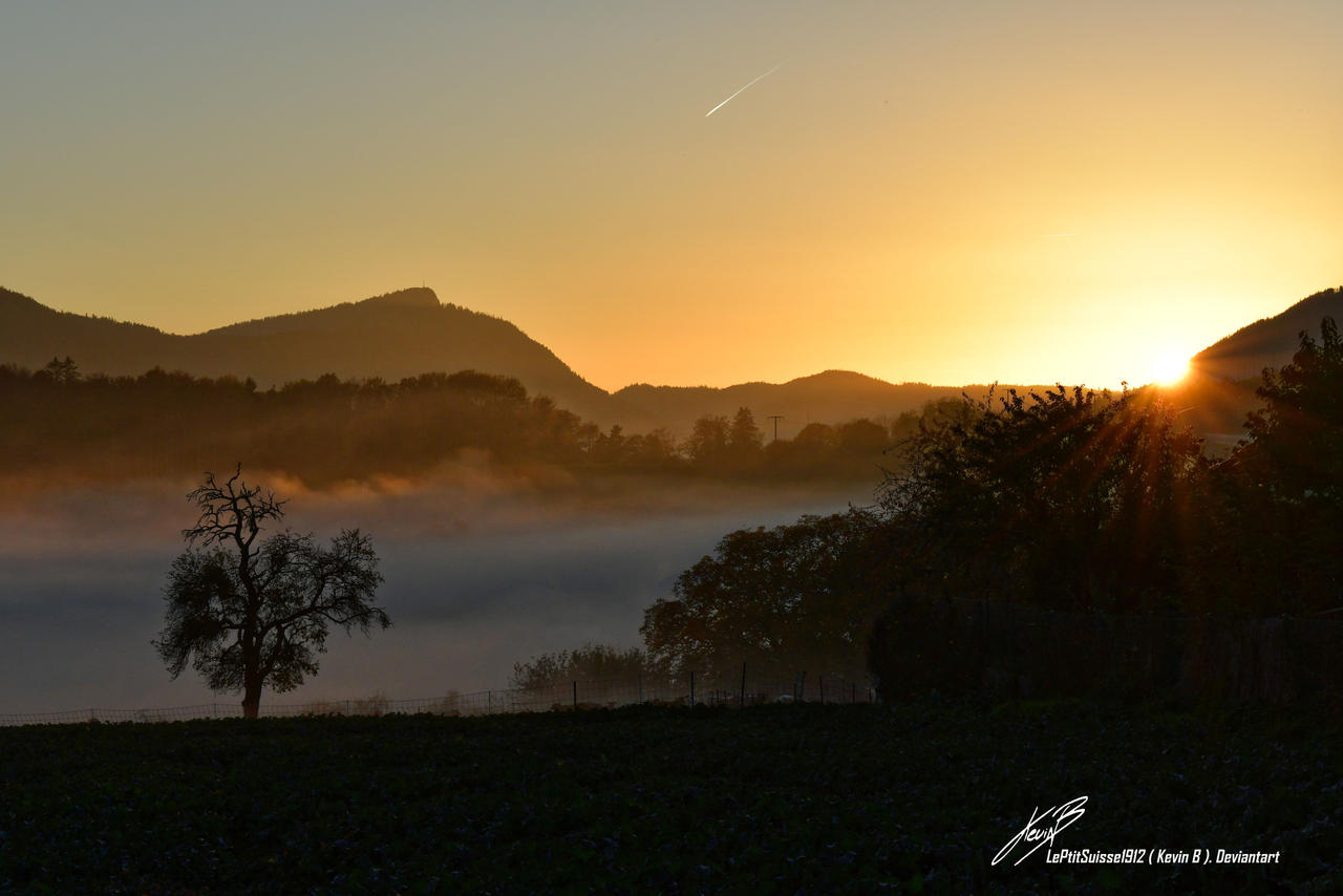 Coucher de Soleil et Brouillard