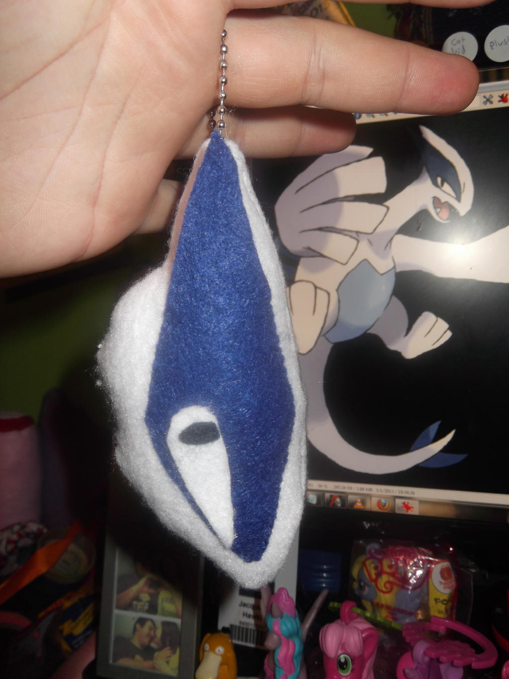 Lugia head keychain