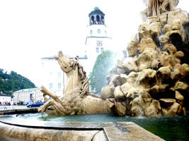 Horse Fountain Statue