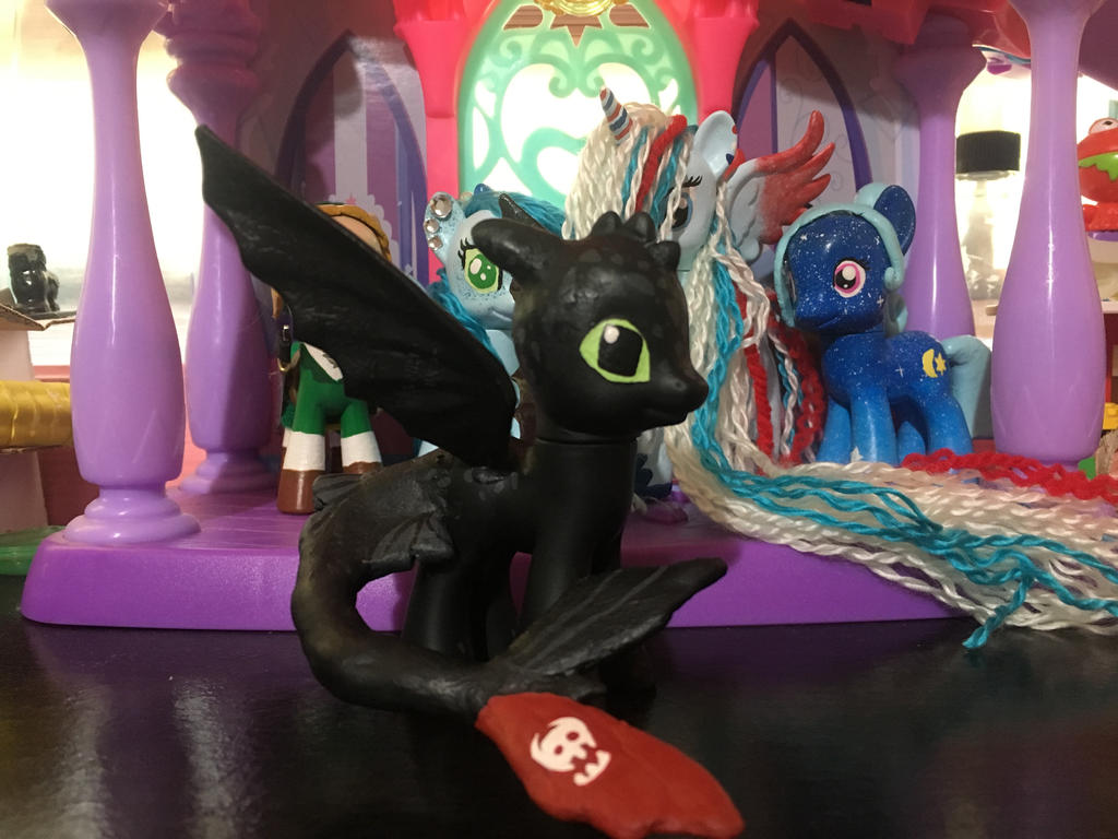 Mlp Custom: Toothless from HTTYD by Bluebellemlp on DeviantArt