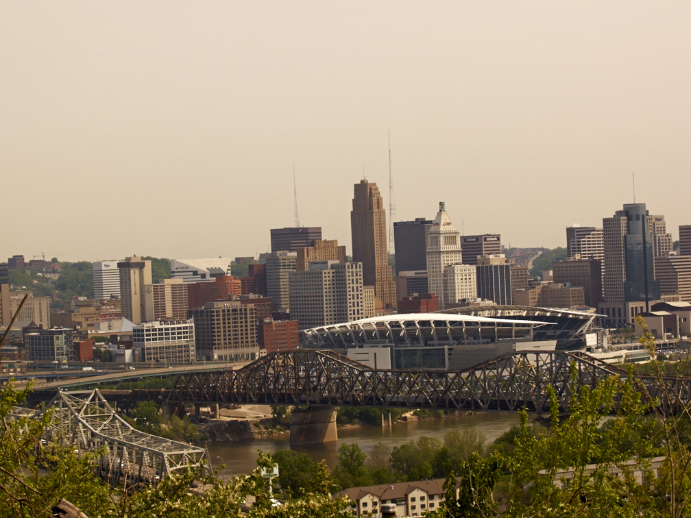 Cincinnati Skyline 1 with slightly more shadow