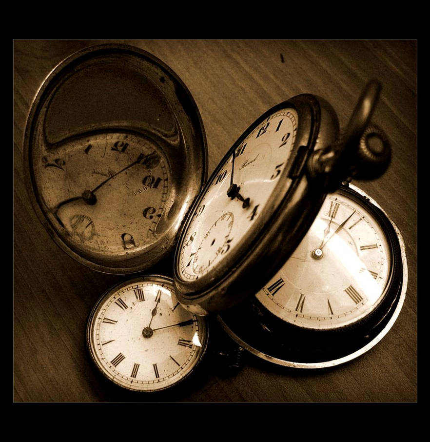 Watch the time. Музыка и время. After время. Чёрно-белая фотография часы. Время слушать.