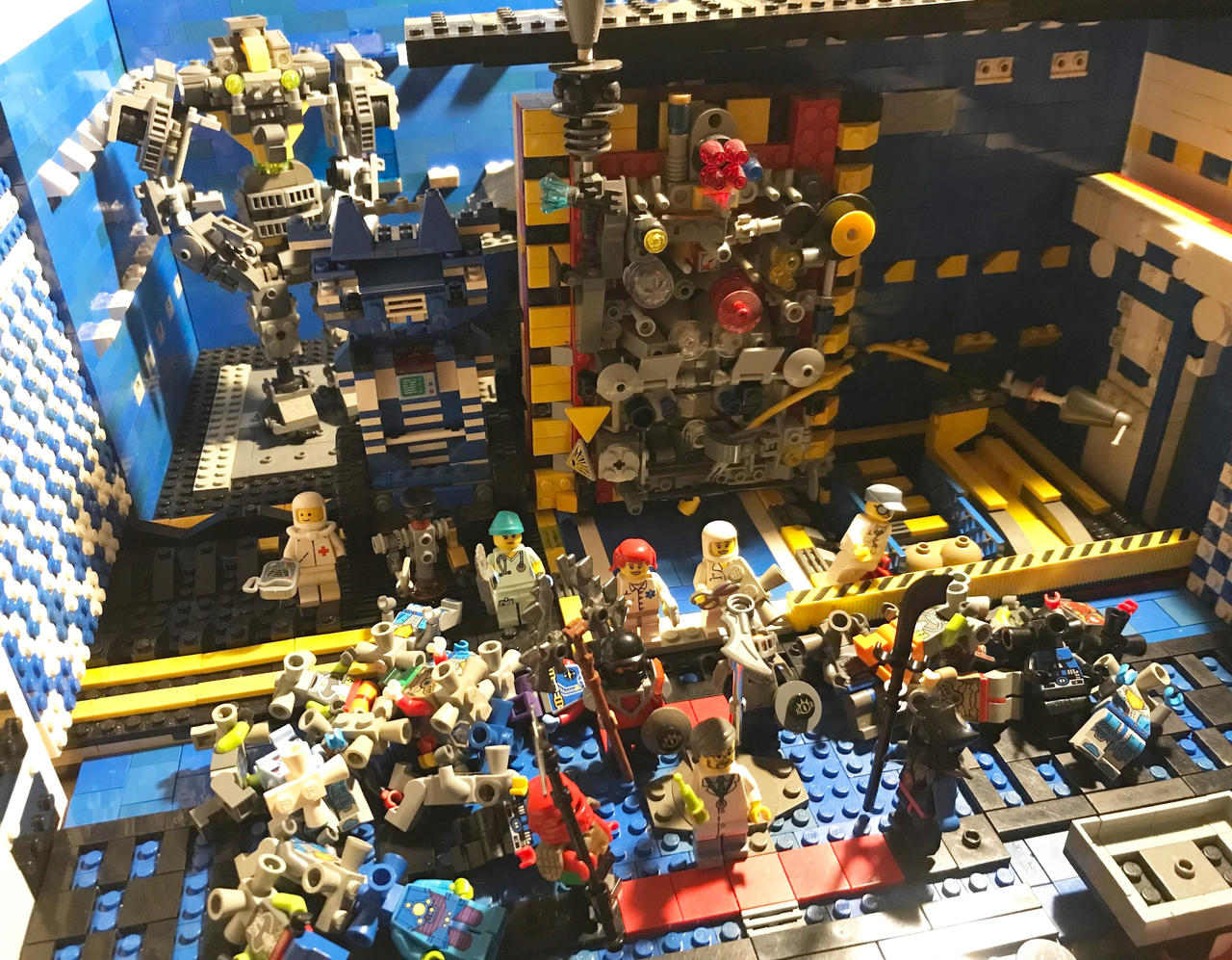 LEGO Classic Space With Scientists Knowledge And By Danny0Dada0AFOL On lego-classic-space-with-scientists-knowledge-and-by-danny0dada0afol-on