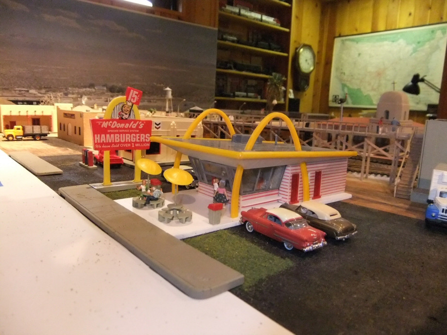 HO Scale McDonald's