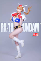 RX-78-2 Gundam- Coser:Nyakuma