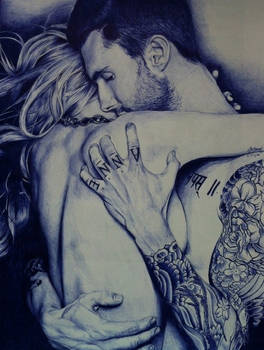 Adam Levine - Biro