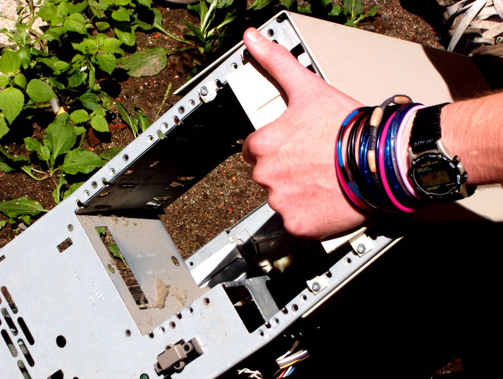 Dan vs Technology::2 by nonentity-sam on DeviantArt