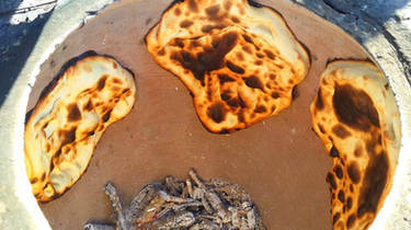 Traditional Libyan bread (Altanoor bread)