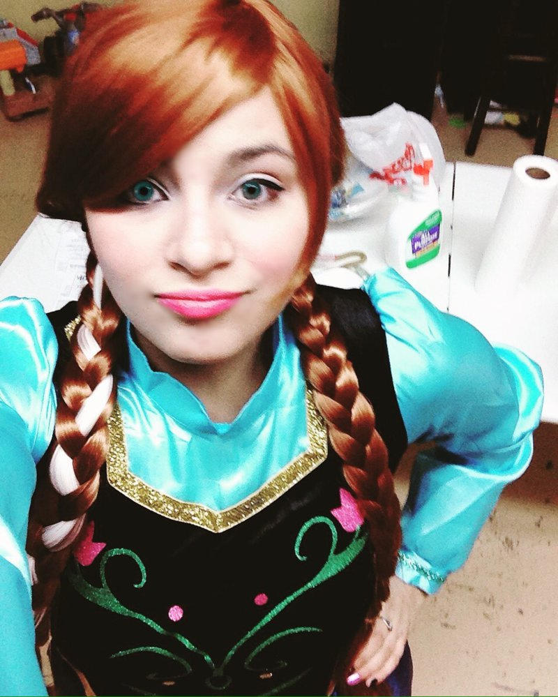 Anna cosplay by xjuanitalove35 on DeviantArt