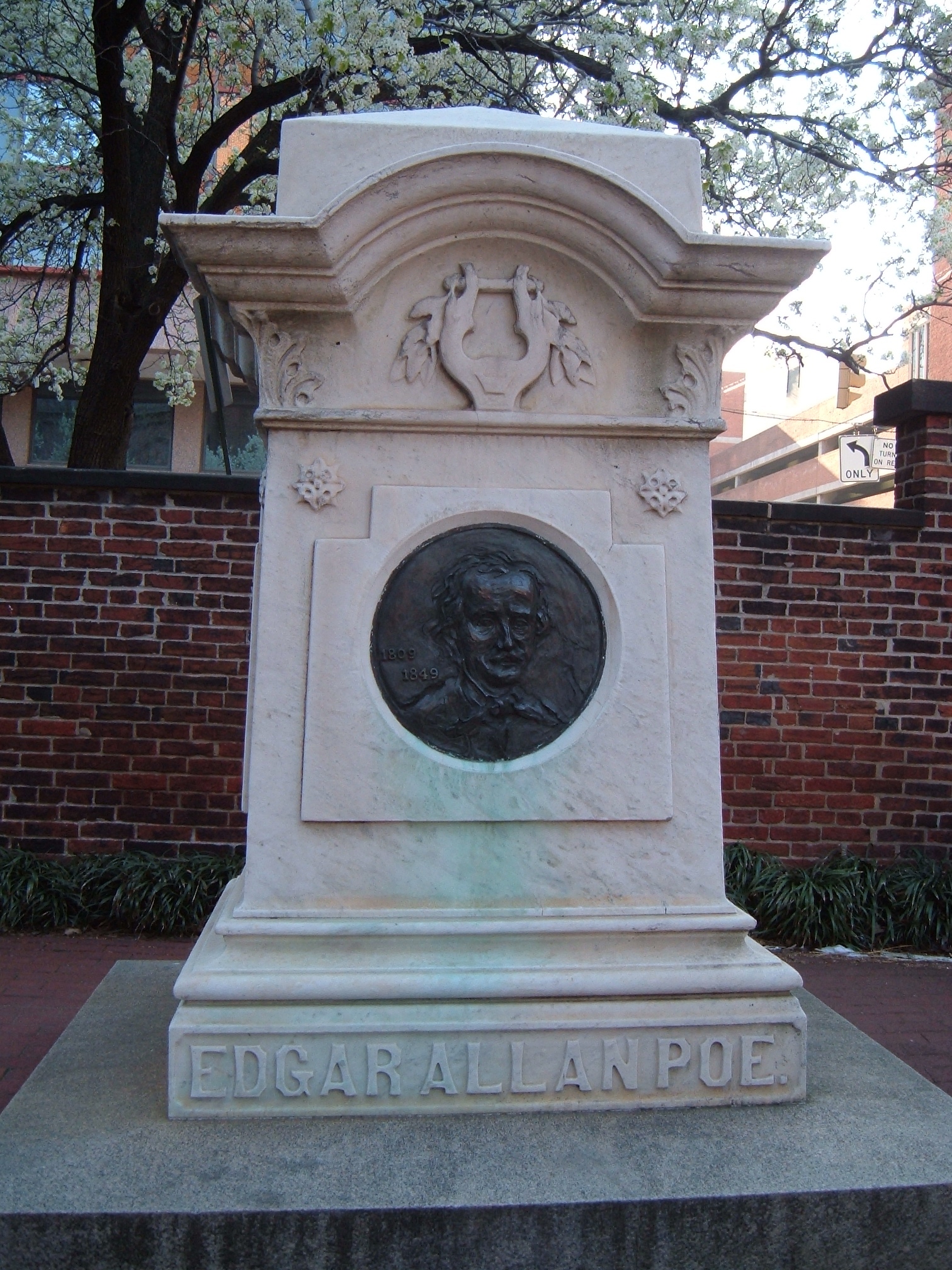 Edgar Allen Poe's grave