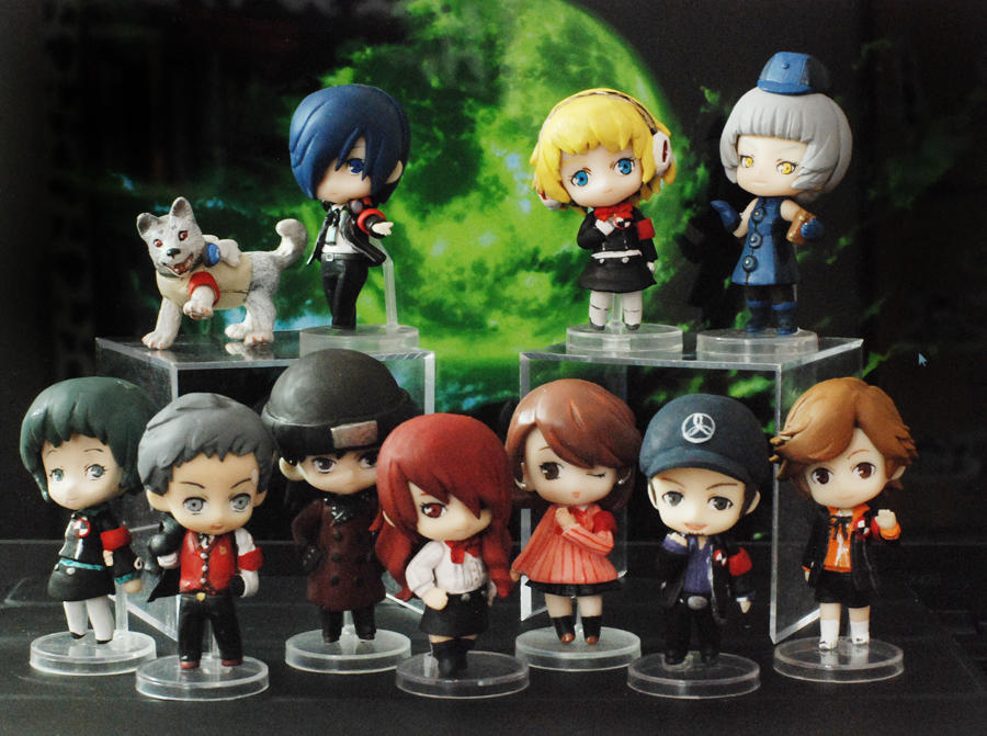 Custom nendoroid petite: Persona 3 S.E.E.S. by handockgirl on DeviantArt