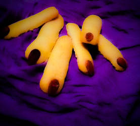 Witch finger biscuits