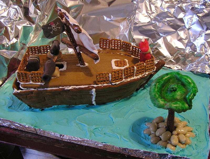 Gingerbread Pirate Ship 2 by celacia on DeviantArt
